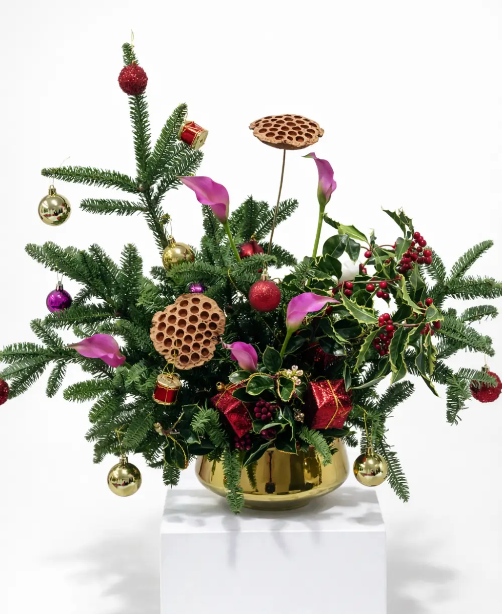 New-Project-63 (1) Festive Royal Christmas Floral Arrangement | Luxury Holiday Décor - Image 1